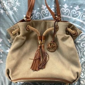 ❗️SOLD❗️Michael Kors Purse - MAKE ME OFFERS :)